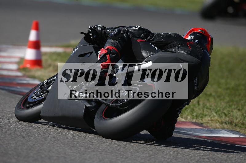 Archiv-2023/67 04.09.2023 PROMAX ADR/Gruppe rot/backside